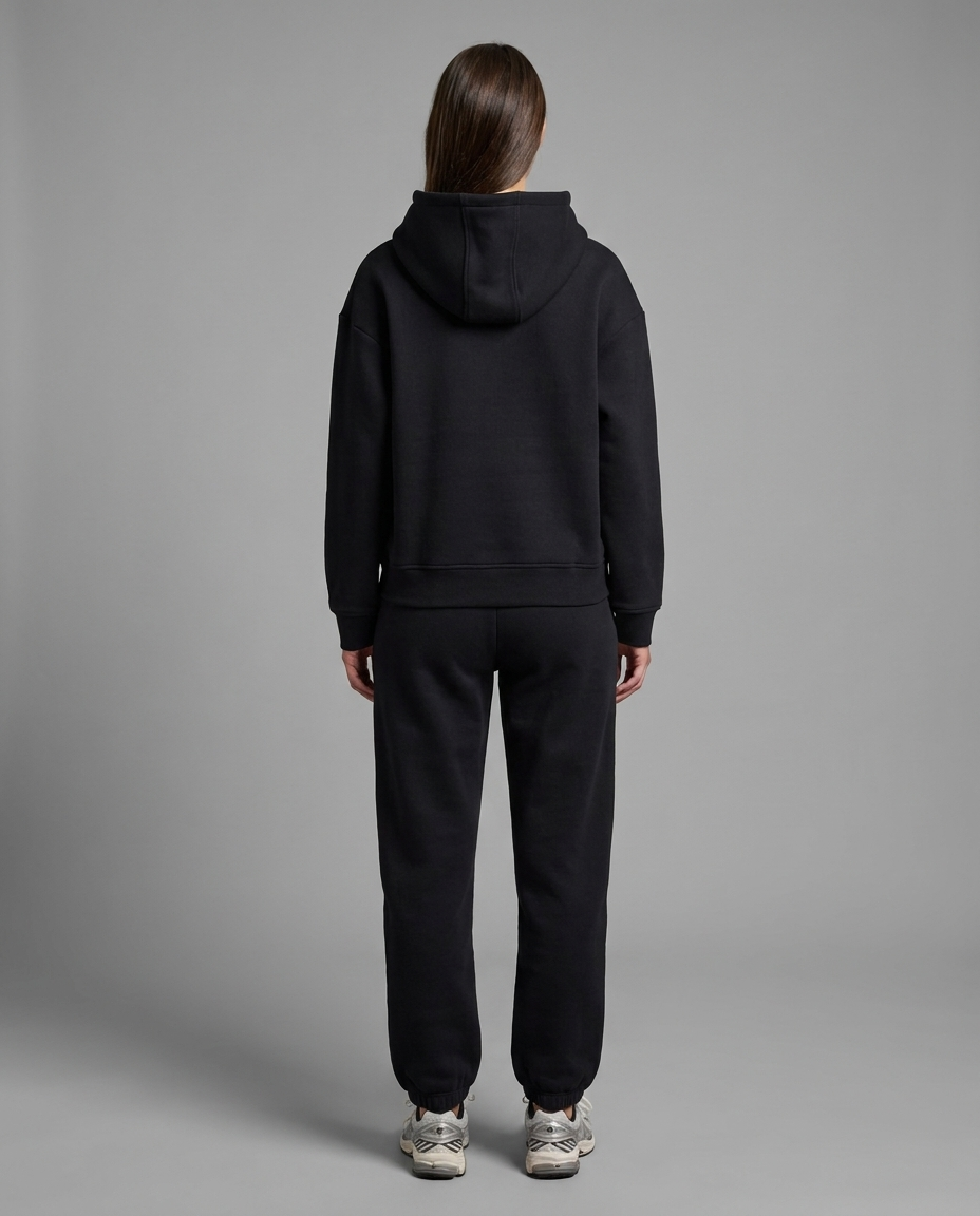Everyday Relaxed Hoodie in Black