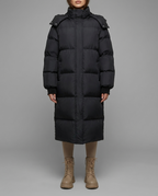 Norvia – Hooded Longline Puffer Coat in Black