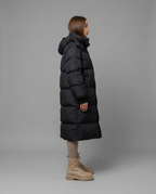 Norvia – Hooded Longline Puffer Coat in Black