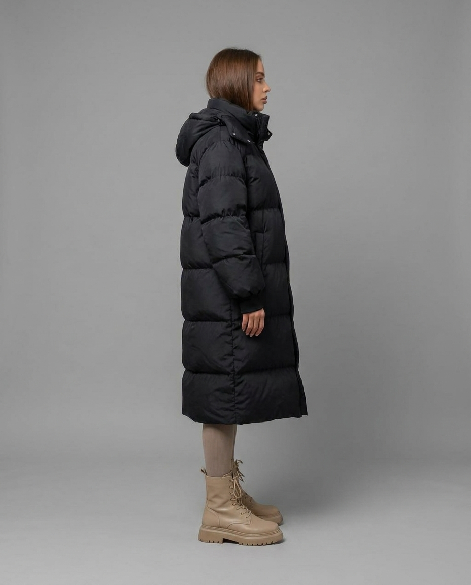 Norvia – Hooded Longline Puffer Coat in Black