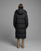 Norvia – Hooded Longline Puffer Coat in Black