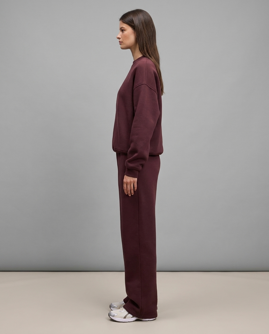 Relaxed Crew Neck Sweatshirt in Burgundy