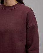 Relaxed Crew Neck Sweatshirt in Burgundy